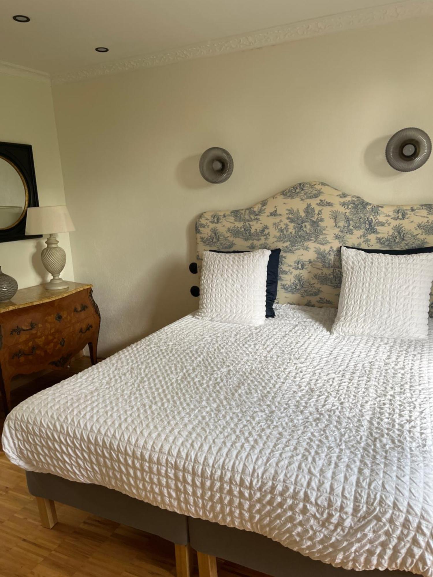 Manoir Du Menec Chambre Le Folgoet Екстериор снимка